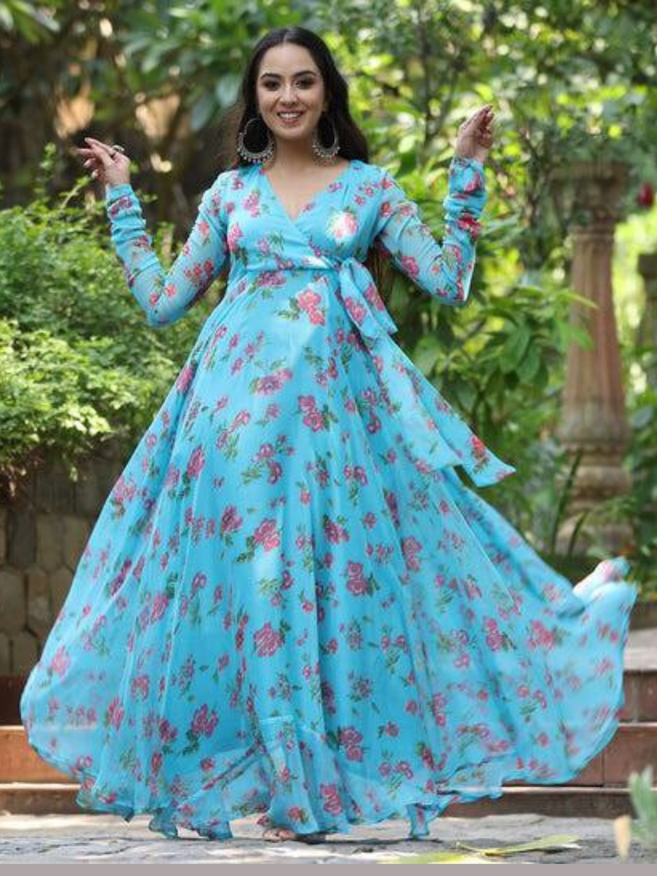 Buy Sky Blue Poly Silk Embroidered Kurta Set With Dupatta at Best Price |  Rajnandini – Rajnandini Fashion