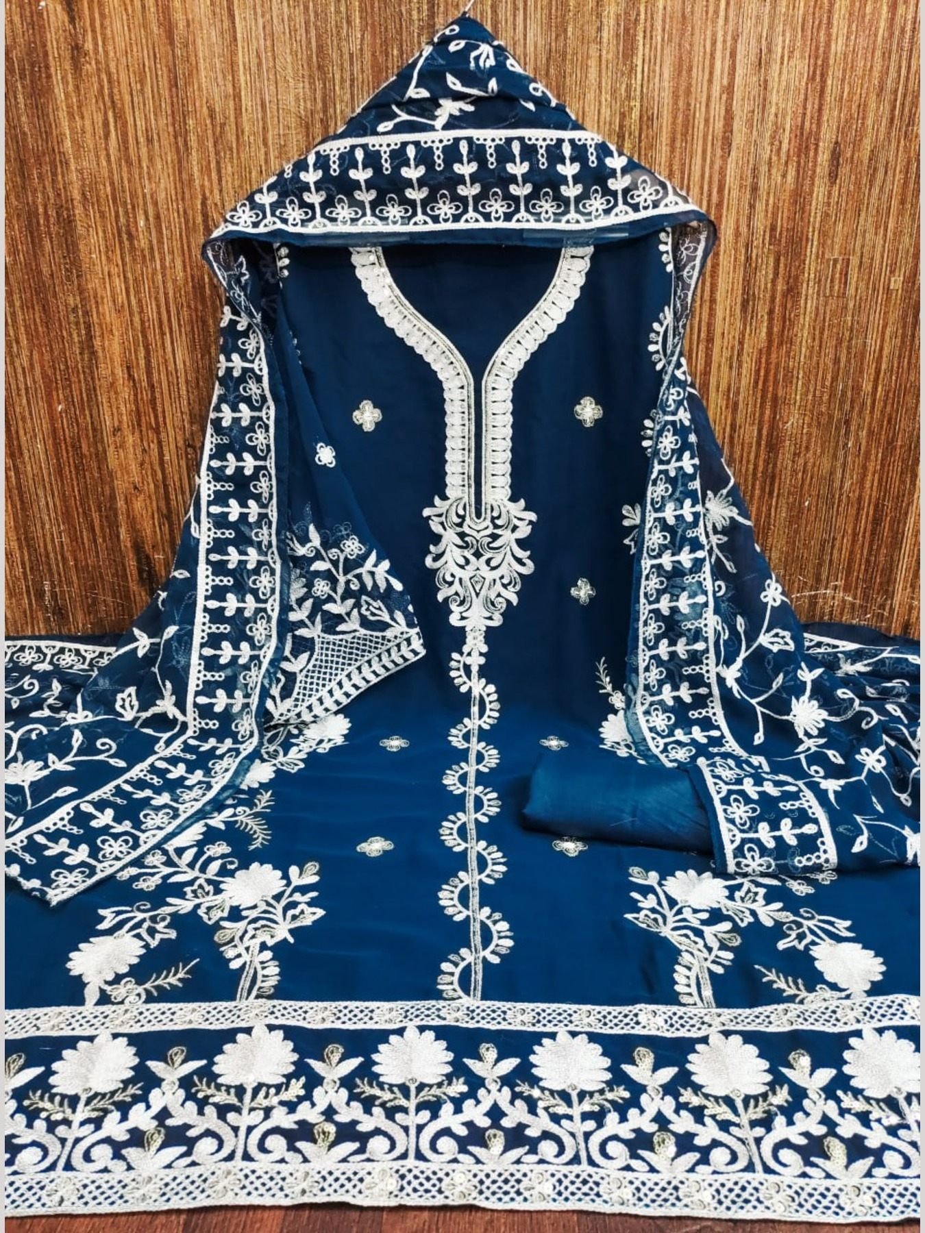 Designer Luxurious Georgette Dress Material Collection At Wholesale Rate Designer Luxurious Georgette Dress Material Collection At Wholesale Rate