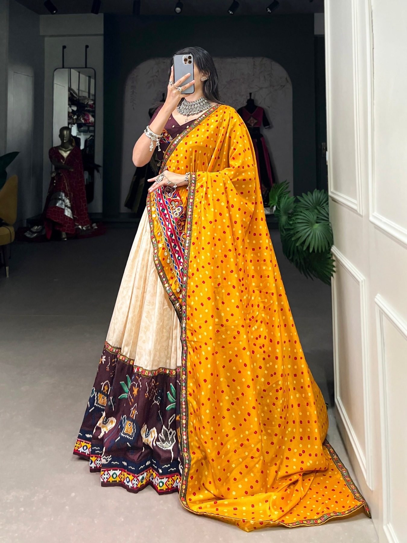 Original Mirror Gamthi Lace Border Fully Stitched Navratri Lehenga