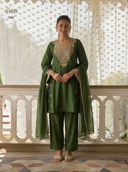 Accessible Green Cotton Silk A Line Suit Set with Soft Net Dupatta for Festive Wear Pakistani Suits Wholesale