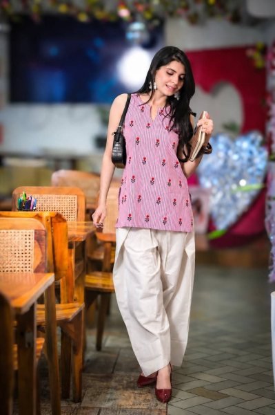Accessible Pink Designer Khadi Cotton Printed Kurti Pant Set for Daily Wear CO ORD Sets