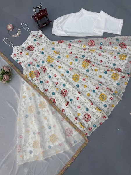 Accessible White Anarkali Suit Set with Fancy Lace Dupatta at Wholesale Rate Ready To Wear Collection
