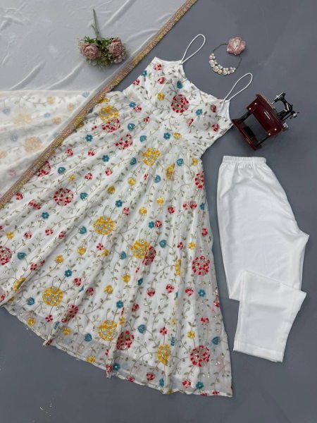 Accessible White Anarkali Suit Set with Fancy Lace Dupatta at Wholesale Rate Ready To Wear Collection