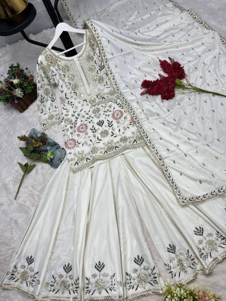Accessible White Ethnic Suit Set with Lace Dupatta for Women Ready To Wear Collection