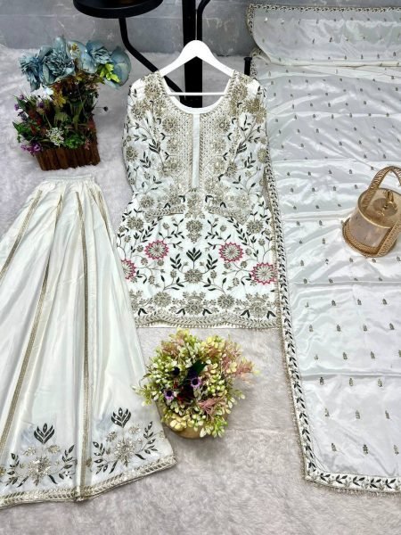 Accessible White Ethnic Suit Set with Lace Dupatta for Women Ready To Wear Collection