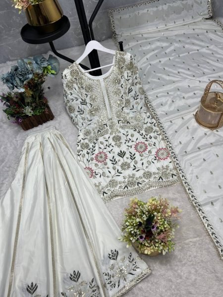 Accessible White Ethnic Suit Set with Lace Dupatta for Women Ready To Wear Collection