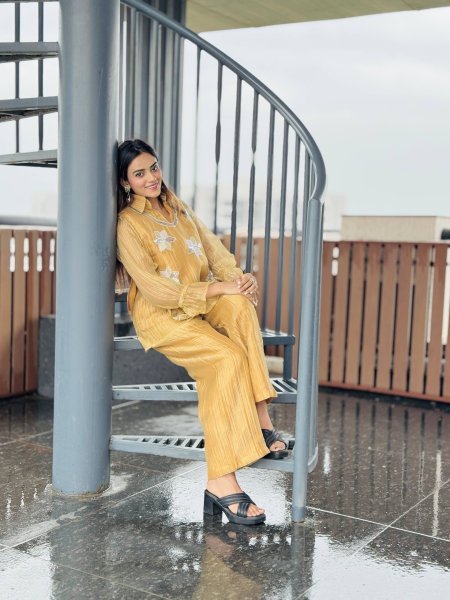 Accessible Yellow Women's Rich Salsa Designer Co-Ord Outfit For Daily Wear CO ORD Sets