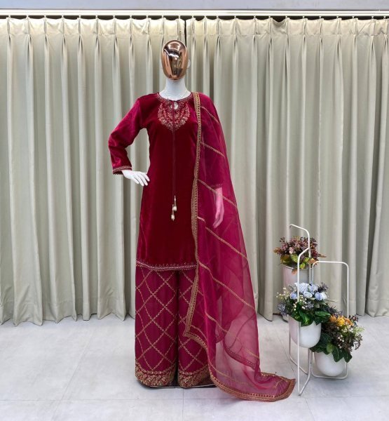 Acrylic Velvet  Sequence Embroidered Work Suit Set with Organza Embroidery Dupatta for Receptions Ready To Wear Collection