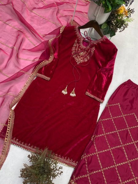 Acrylic Velvet  Sequence Embroidered Work Suit Set with Organza Embroidery Dupatta for Receptions Ready To Wear Collection