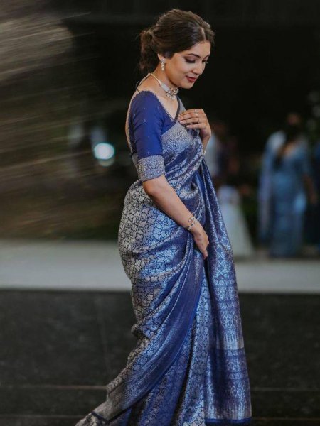 Adaptable Blue Lichi Silk Saree with All Over Jacquard Pattern for Festive Wear Sarees 