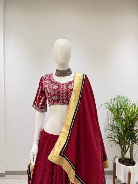 Adaptable Maroon Printed Rayon Navratri Lehenga with Real Mirror Work For Manufacturer Rate Navratri Lehnega Choli