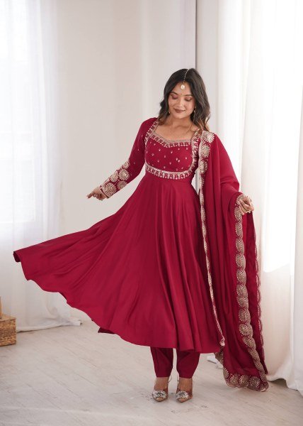Adaptable Maroon Ready to Wear Roman Silk Gown with Pant and Dupatta at Factory Price Ready To Wear Collection