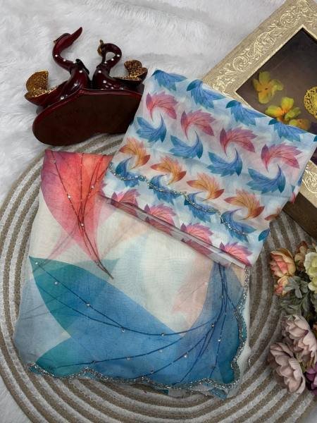 Affordable Floral Printed Tebby Silk Saree with Katdana Handwork At Wholesale Rates Silk Sarees Wholesale