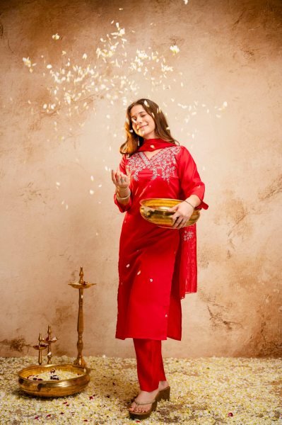 Affordable Red Floral Embroidered Chanderi Straight Kurta Set with Dupatta Embroidery Kurtis 