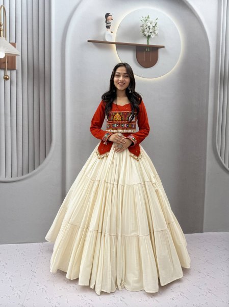 Alluring Orange Pure Cotton Top with Kodi Gamthi Handwork and Kora Cotton Lehenga Navratri Lehnega Choli
