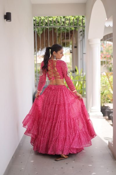 Alluring Pink Bandhani Print Lehenga Choli with Designer Square Neck For Dandiya Navratri Lehnega Choli