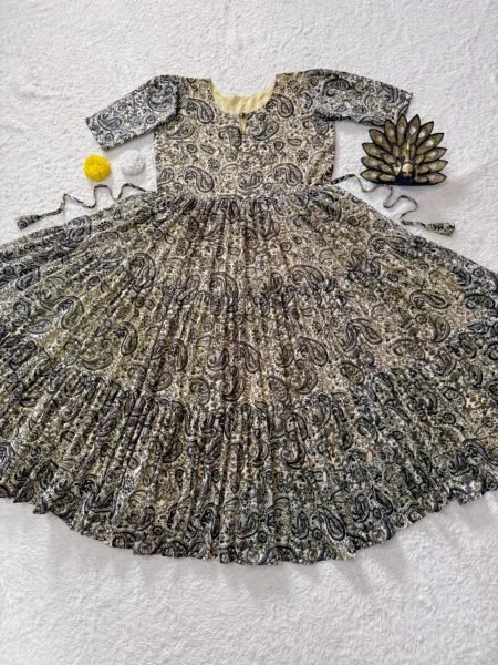 Alluring Pista Boutique Style Kalamkari Printed Midi Dress with Functional Mobile Pocket Western Ladies Top Wholesale