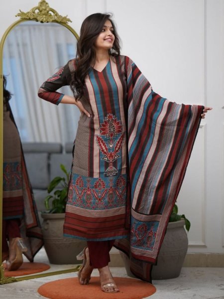 Alluring Soft Reyon Printed Kurta Pant Lightweight Mal Cotton Dupatta for Resellers 