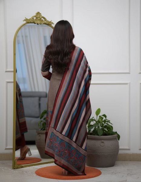 Alluring Soft Reyon Printed Kurta Pant Lightweight Mal Cotton Dupatta for Resellers  Straight Cut Long Kurtis