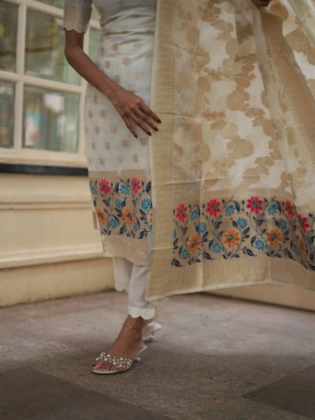 Alluring Viscose Jacquard Kurti Set with Matching Dupatta at Wholesale Rate  Straight Cut Long Kurtis