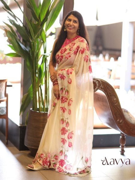 Alluring White Designer Soft Tabi Saree with Kamal Print and Cut Dana Handwork Printed Cotton Sarees Wholesale