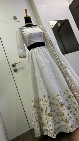 Alluring White Slub Silk Lehenga with Zari Sequins Work for Wedding Wear Designer Lehenga Choli