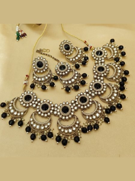 Antique Mehndi Finish Kundan Choker Set Designer Wedding  & Festive Wear Sarees 