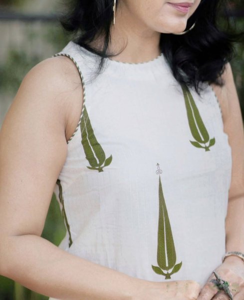 Artistic Block Print Kurti Set in Linen Cotton kurti with pent in  Manufacturer Rates Cotton Kurtis Wholesale