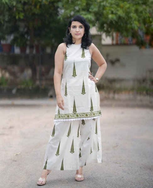 Artistic Block Print Kurti Set in Linen Cotton kurti with pent in  Manufacturer Rates Cotton Kurtis Wholesale