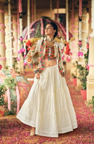Artistic Cream Cotton Lehenga Choli with Koti and Heavy Embroidery Detailing For Garba Navratri Lehnega Choli