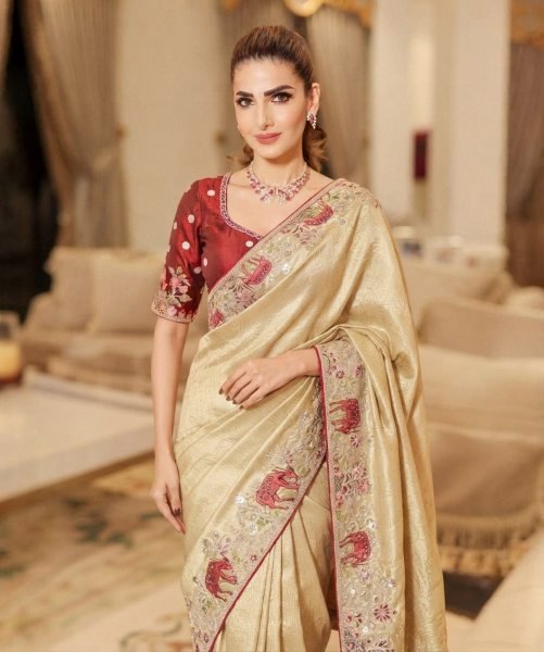 Artistic Cream Saree in Pure Kanjivaram Silk with Unstitch Handwork Blouse at Wholesale Silk Sarees Wholesale