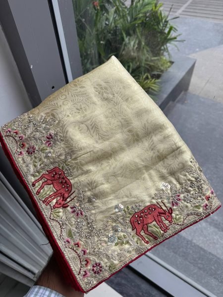Artistic Cream Saree in Pure Kanjivaram Silk with Unstitch Handwork Blouse at Wholesale Silk Sarees Wholesale