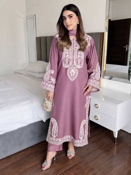 Artistic Mauve Pink Chinon Silk Kurti Palazzo Set with Thread Embroidery Ready To Wear Collection