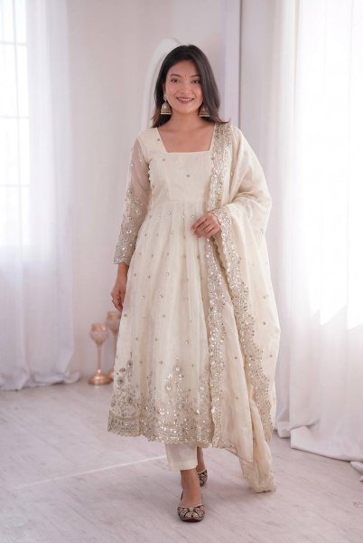 Artistic White Festive Wear Fandy Silk Gown Set with Heavy Embroidery Detailing Ready To Wear Collection