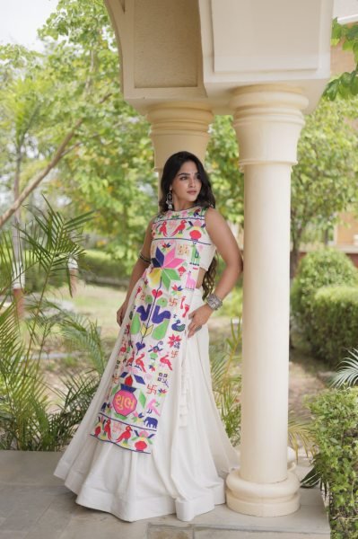 Artistic White Fully Stitched Cora Cotton Lehenga with Gamthi Embroidered Blouse Navratri Lehnega Choli