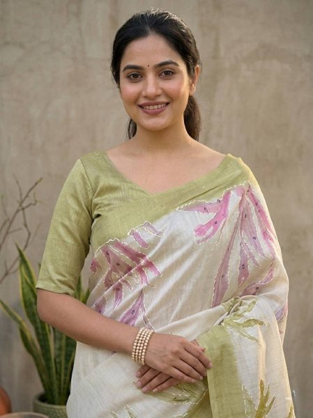 Artistic White Green Tusser Linen Digital Print Saree with Hand Katha Work Linen Sarees Wholesale