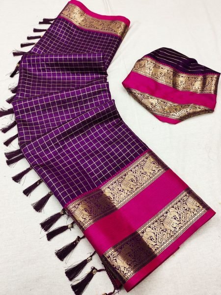 Beautiful chex weawing Zari design Soft  silk  Saree Silk Sarees Wholesale