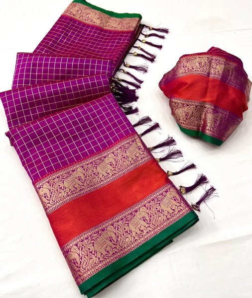 Beautiful chex weawing Zari design Soft  silk  Saree Silk Sarees Wholesale