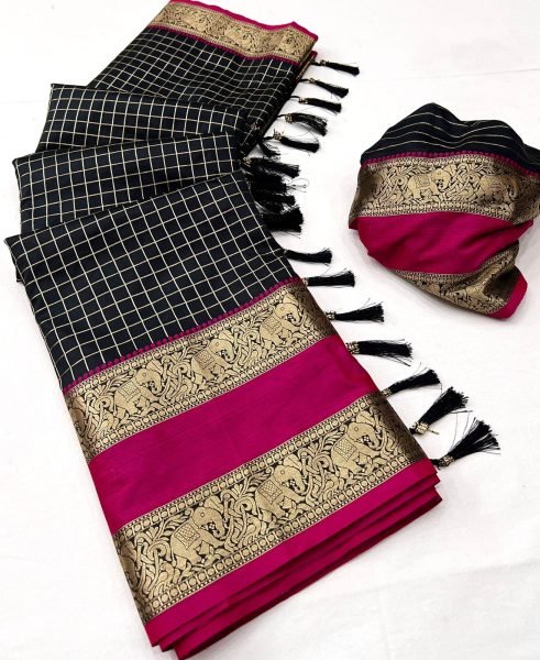 Beautiful chex weawing Zari design Soft  silk  Saree Silk Sarees Wholesale