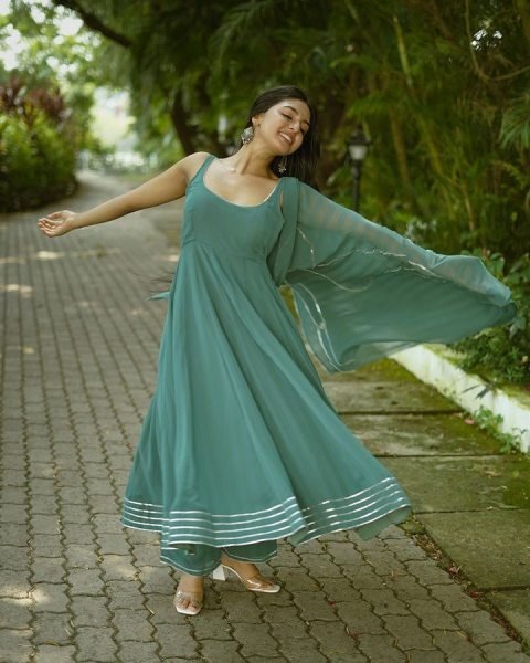 Beautiful Georgette Kurti Pant With Dupatta 3 Piece Kurti Set