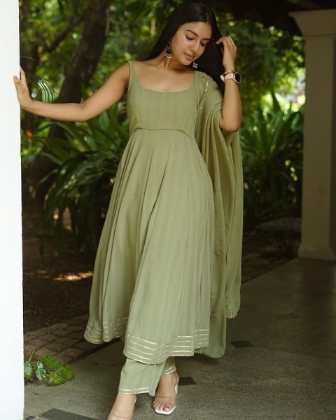 Beautiful Georgette Kurti Pant With Dupatta 3 Piece Kurti Set