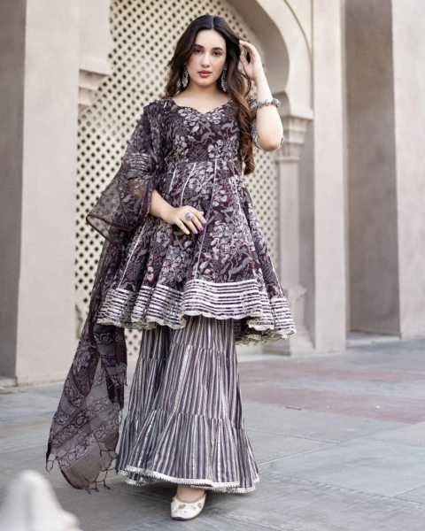 Beautiful Pure Cotton Sharara Set With Lace Gotta Work  3 Piece Kurti Set