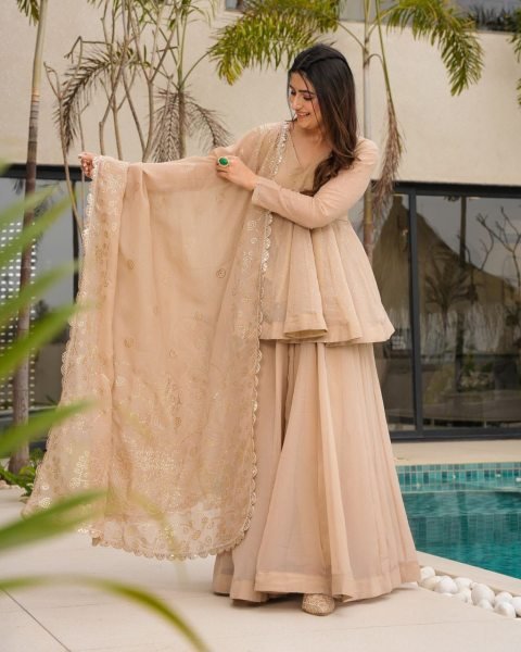 Beige Ready to Wear 3 Piece Anarkali Kurti Set Tabby Organza Fabric Mukesh Handwork Manufacturer in Surat  Anarkali Kurtis 