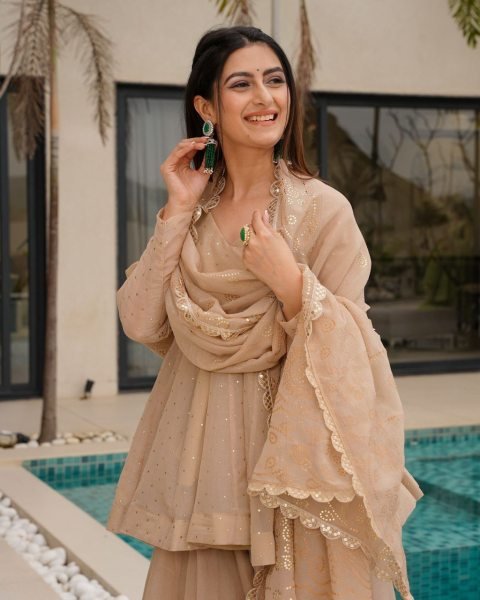 Beige Ready to Wear 3 Piece Anarkali Kurti Set Tabby Organza Fabric Mukesh Handwork Manufacturer in Surat  Anarkali Kurtis 