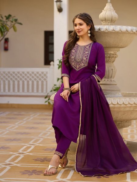 Best Price Zari Beige Rayon Designer Salwar Kameez For Women's & Girls 3 Piece Kurti Set