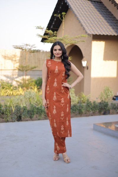 Best Selling Orange Cotton Kurti Set for Daily Wear Kurti With Bottom Wholesale