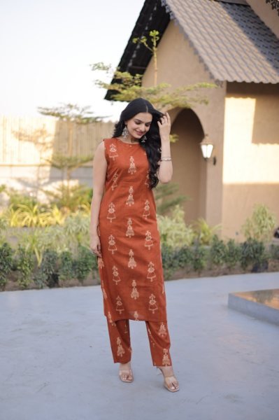 Best Selling Orange Cotton Kurti Set for Daily Wear Kurti With Bottom Wholesale