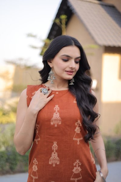 Best Selling Orange Cotton Kurti Set for Daily Wear Kurti With Bottom Wholesale
