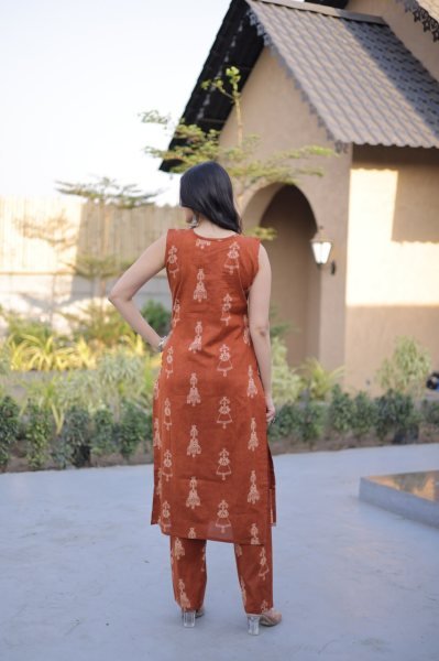 Best Selling Orange Cotton Kurti Set for Daily Wear Kurti With Bottom Wholesale