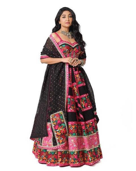 Bhoomi Trivedi Black Muslin Cotton Chaniya Choli with Digital Print And Heavy Real Mirror Work for Garba Nights Navratri Lehnega Choli